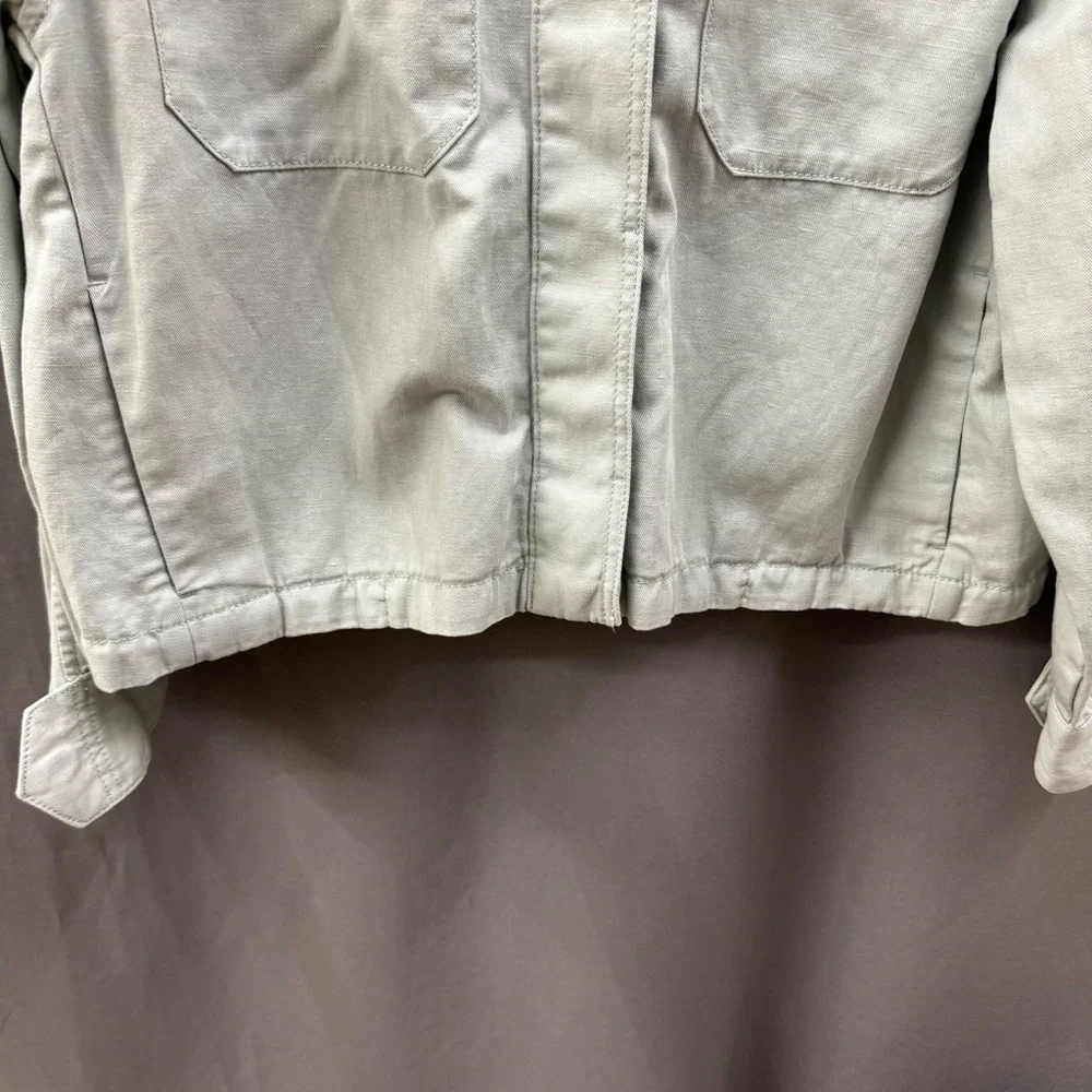 Banana Republic Size Medium Light Bomber Style Jacket - Picture 7 of 13
